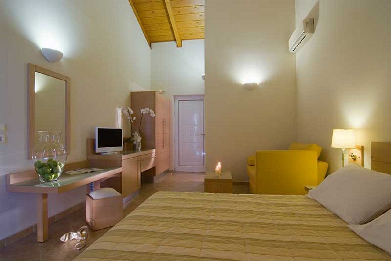 Verde Al Mare Boutique Hotel Valíra Kültér fotó